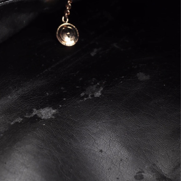 Gucci Two-Way Shoulder Bag in Black Leather with Bamboo Handle - Picture 7 of 12